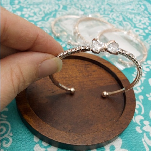 NEW!💙💎BOW🎀ROSE💗💛GOLDEN🎀CZ BANGLE CUFF!🎀💎💙 - Picture 2 of 15